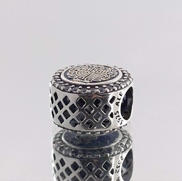 Pandora Jewelry Pandora Disney Parks Hanukkah Minnie Mouse Menorah